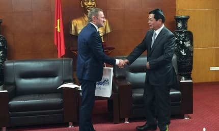 Power Machines General Director meeting Vietnam Minister of Production and Trade