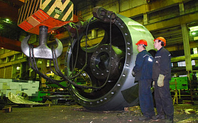 Корпус рабочего колеса гидротурбины Жигулёвской ГЭС