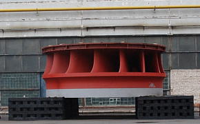 Рабочее колесо первой гидротурбины Саяно-Шушенской ГЭС