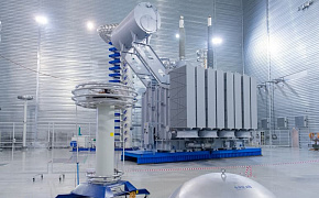Первый (из четырех) автотрансформатор напряжением 500 кВ и мощностью 267 МВА для модернизации подстанции Волжской ГЭС «РусГидро»