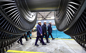 Министр энергетики России Сергей Цивилёв посетил турбинное производство «Силовых машин»