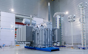 Первый (из четырех) автотрансформатор напряжением 500 кВ и мощностью 267 МВА для модернизации подстанции Волжской ГЭС «РусГидро»