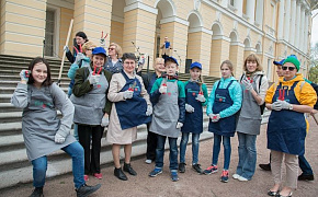 Сотрудники «Силовых машин» приняли участие в «Арт-субботнике» в Михайловском саду Санкт-Петербурга