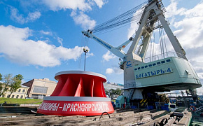 Recarga de ruedas motrices para la central hidroeléctrica Krasnoyarskaya