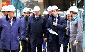 Министр энергетики России Сергей Цивилёв посетил турбинное производство «Силовых машин»